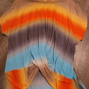 Twisted front punchy shirt